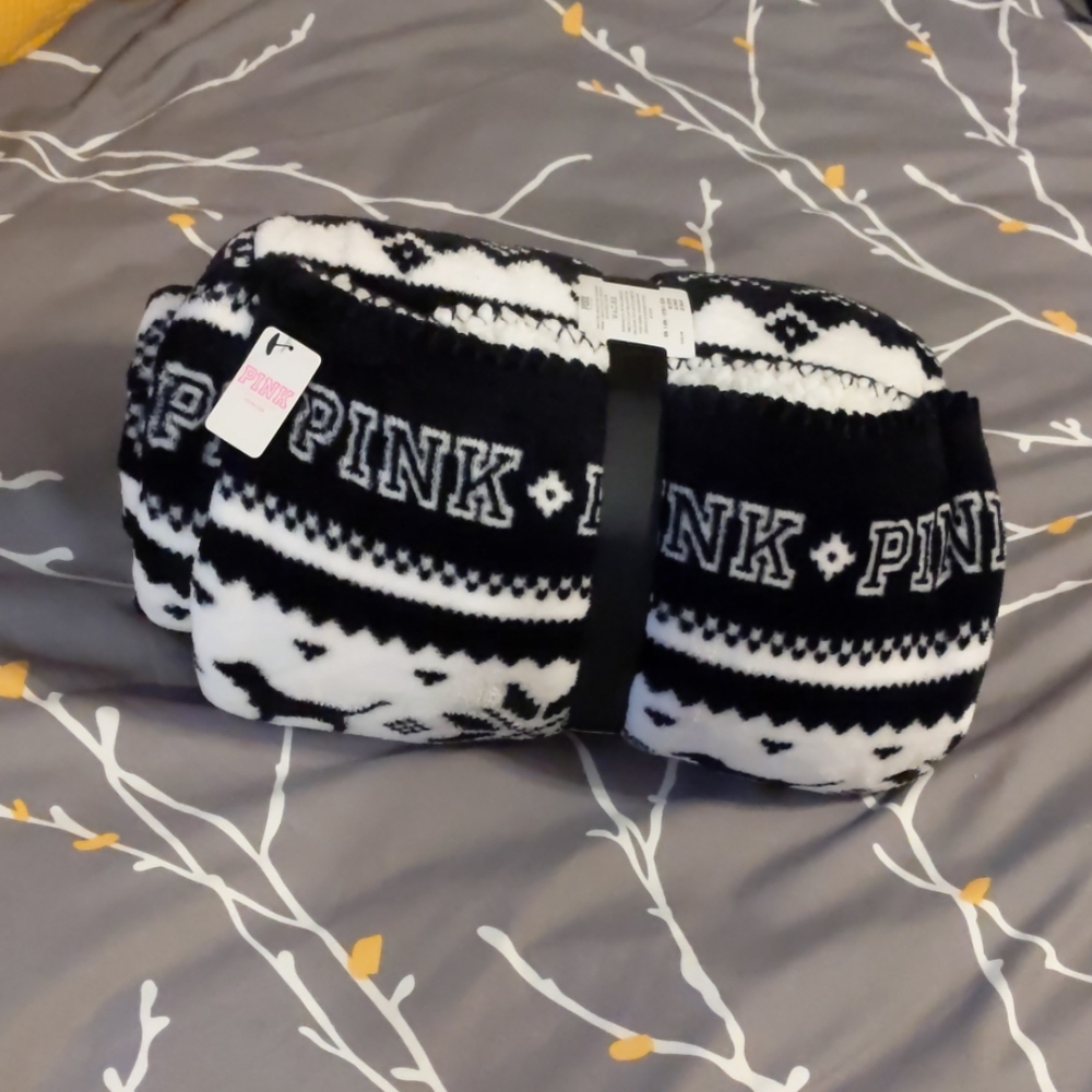 Vs pink soft black and white blanket.